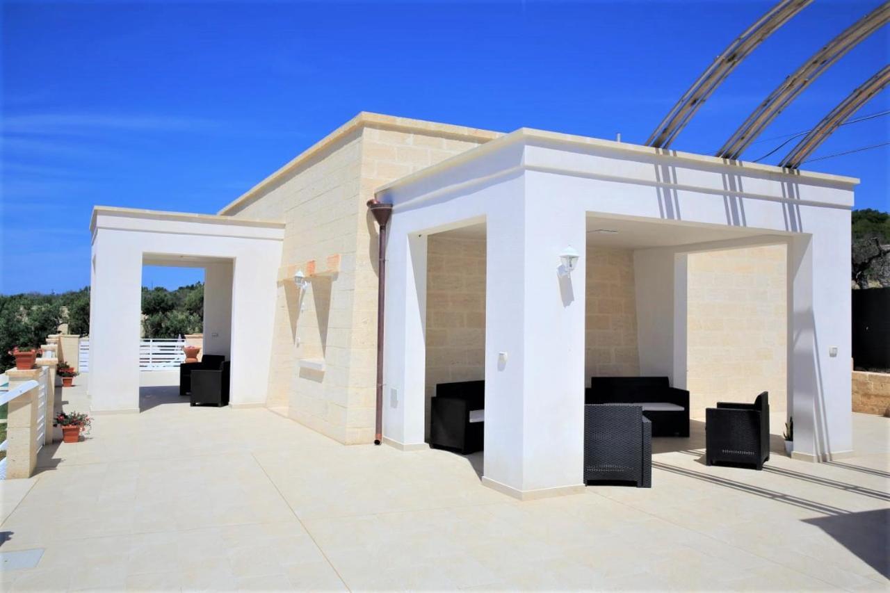 Villa Stella Marina Di Pescoluse Bagian luar foto